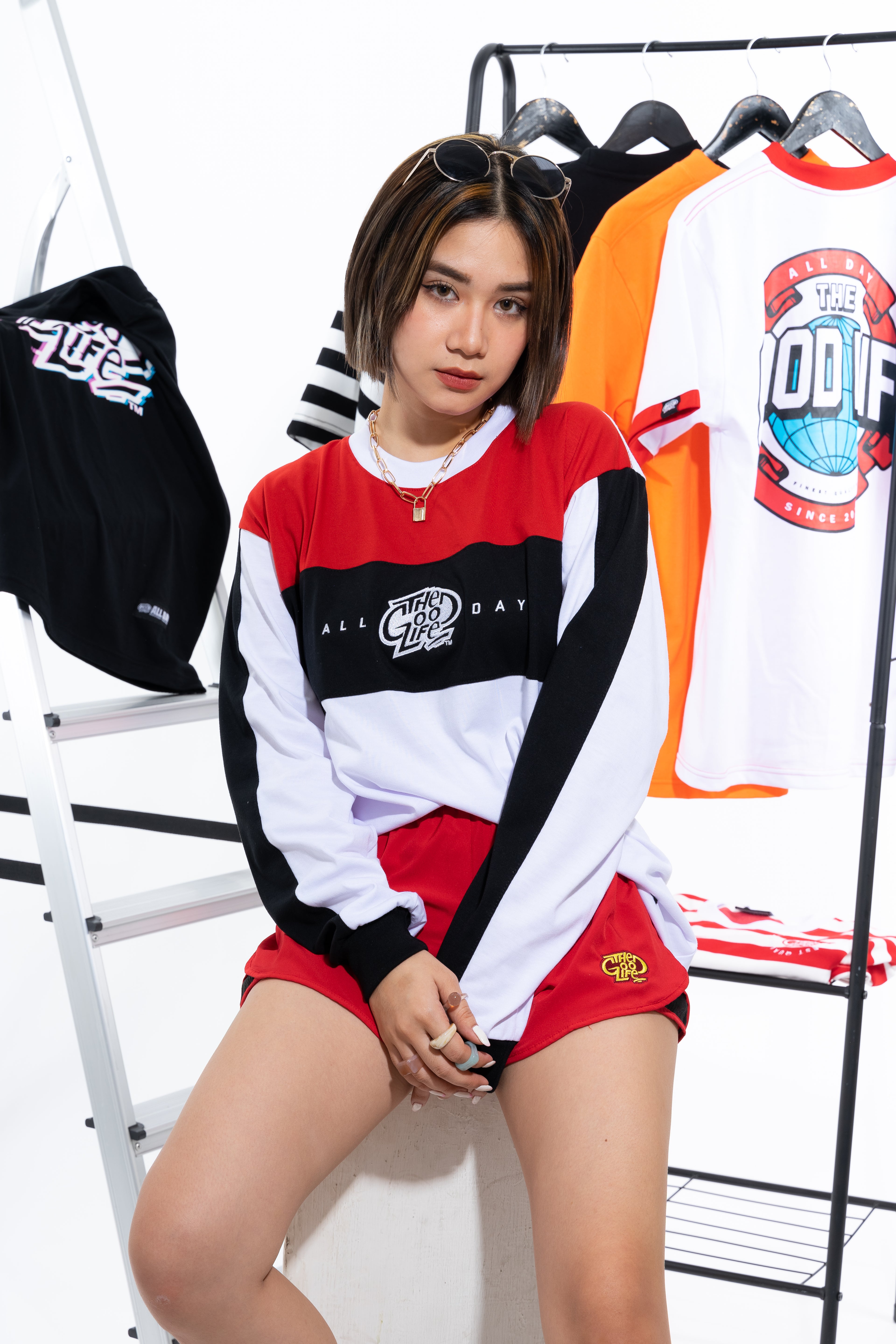 CRIMSON (3TONE) CREWNECK