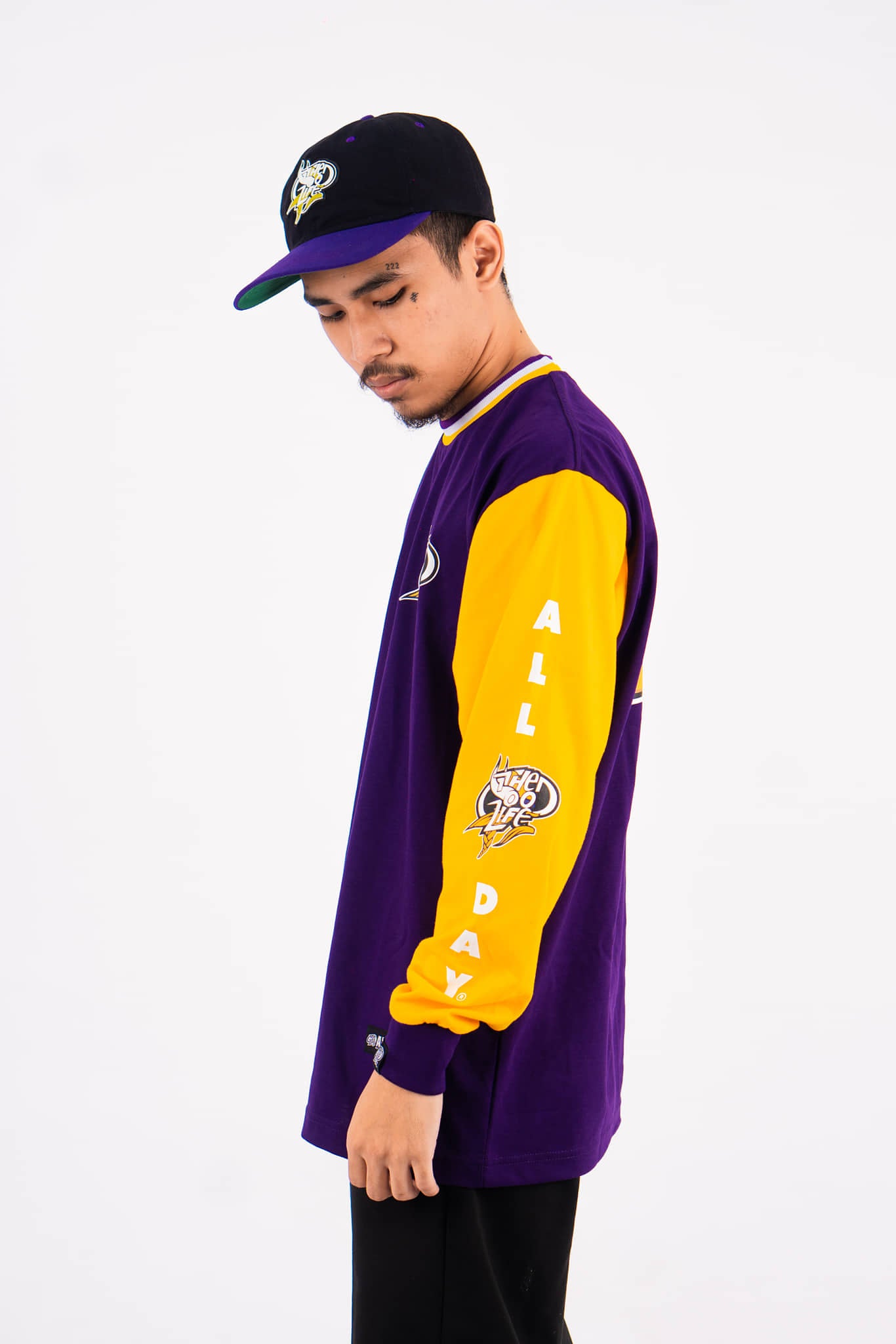 VIKINGS (PURPLE/YELLOW) CREWNECK