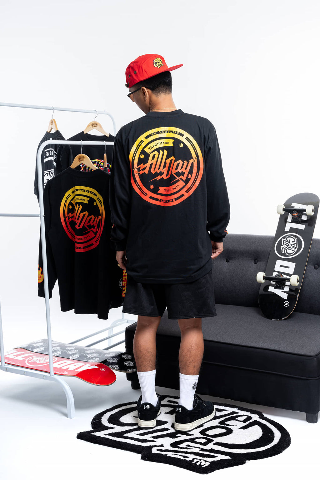 FIREWHEELS (BLACK) CREWNECK