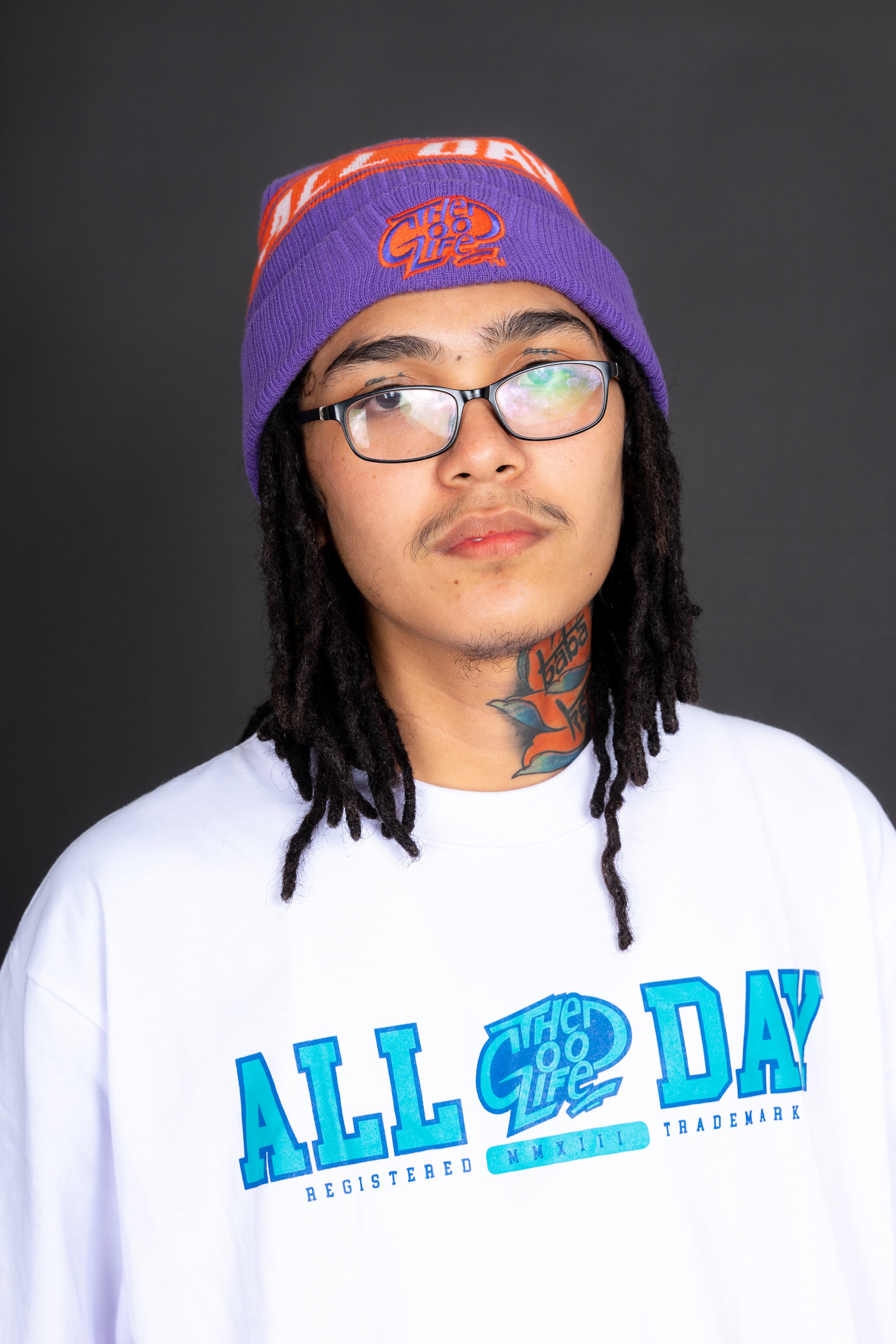 LEAGUE (WHITE) TEE