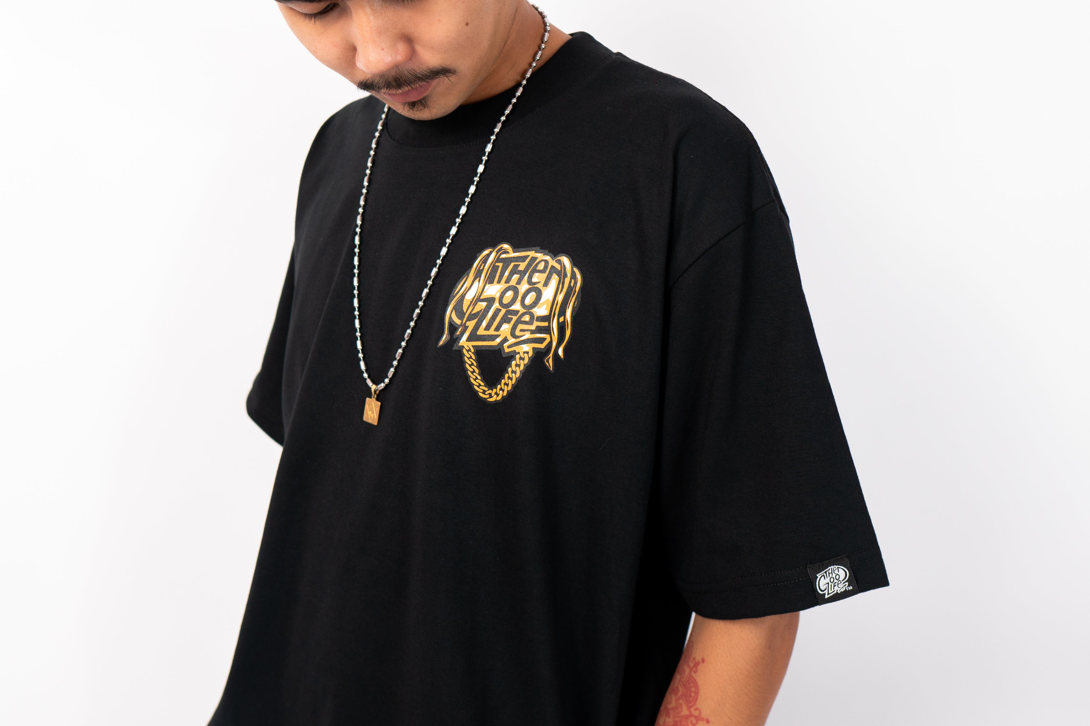 T. SCOTT (BLACK) T-SHIRT