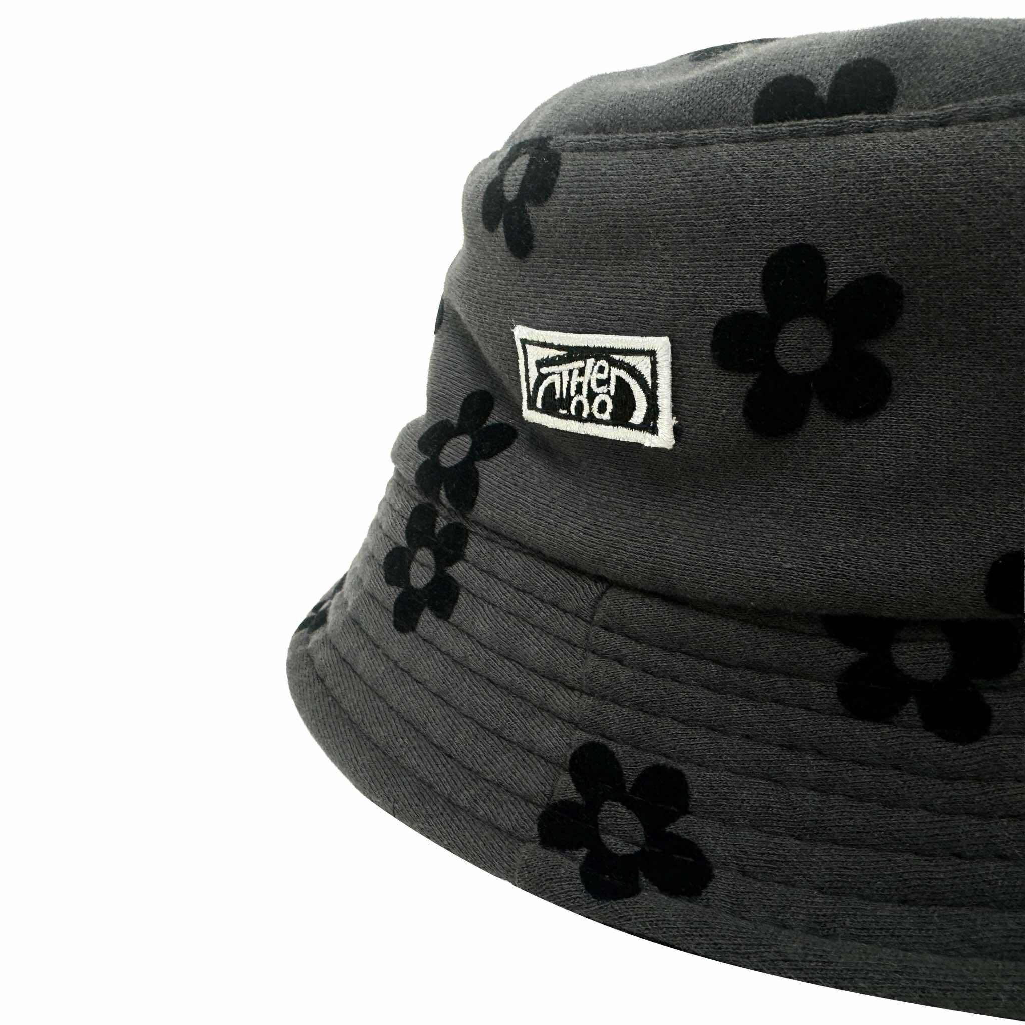 DAISY FLORAL (BLACK/GRAY) BUCKET HAT