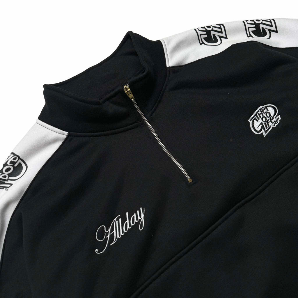 FULL SIDE LOGO (BLACK) HALF ZIP HOODIE