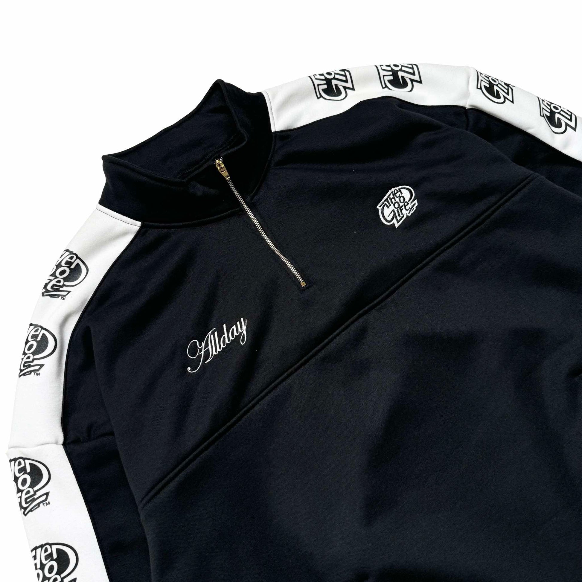 FULL SIDE LOGO (BLACK) HALF ZIP HOODIE