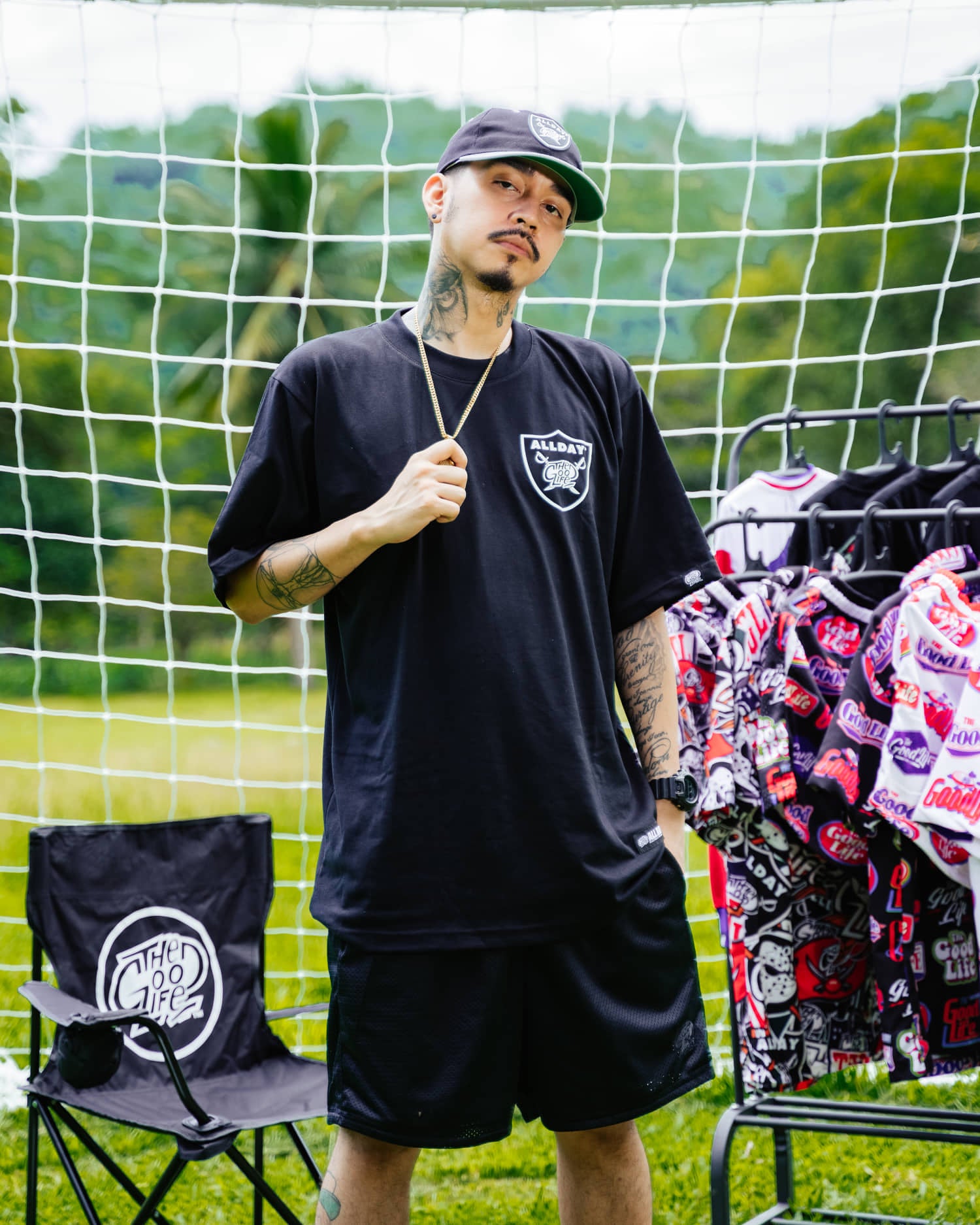 RAIDERS (BLACK) T-SHIRT