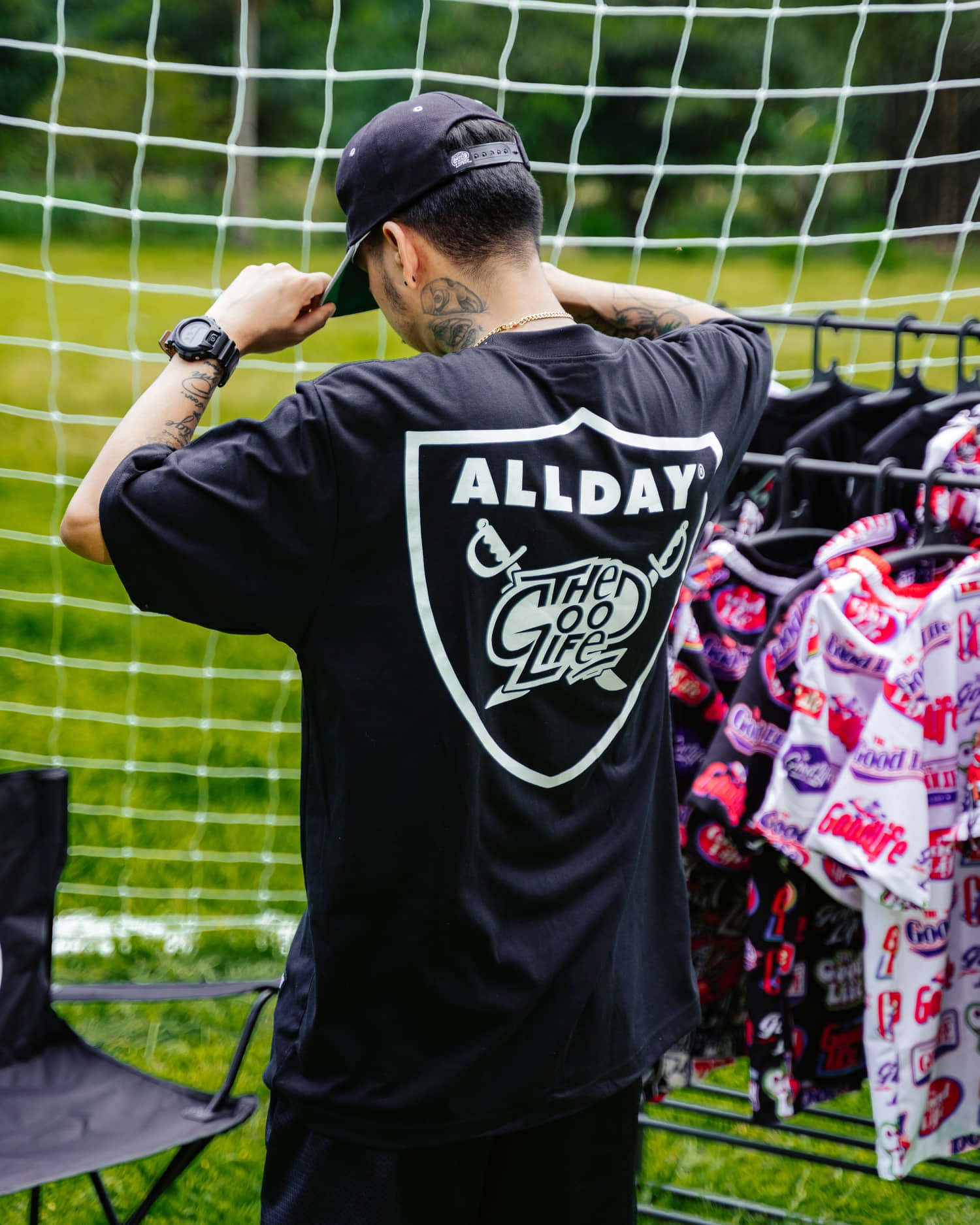 RAIDERS (BLACK) T-SHIRT